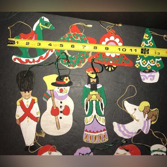 12 Vintage Flat Wooden Christmas Ornaments Hand Painted Double Sided - Picture 8 of 11
